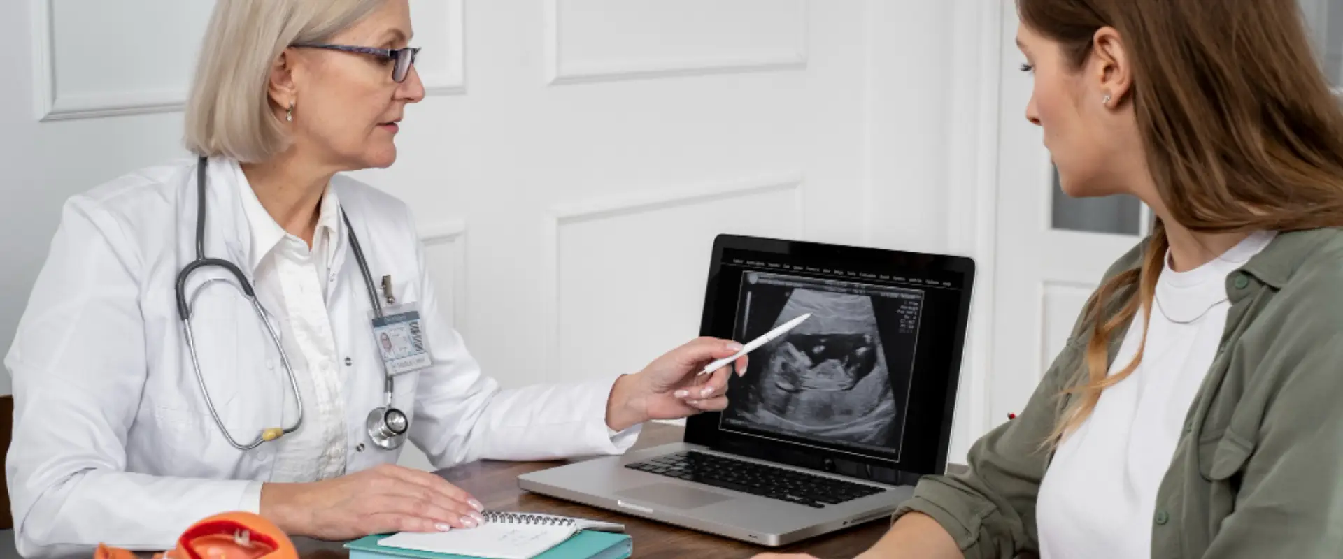 Gynaecologist in Kamothe